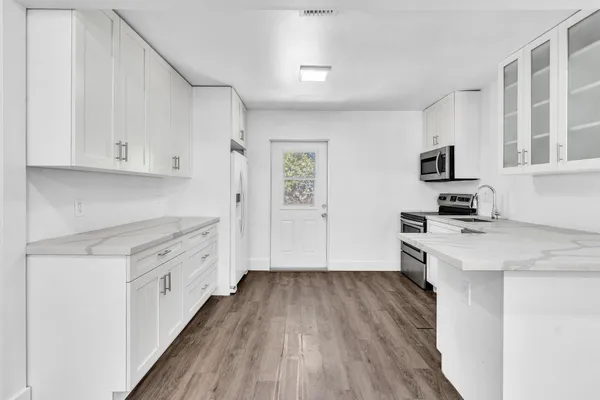 $3,395 | 1845 Sherman Street, Hollywood, FL 33020