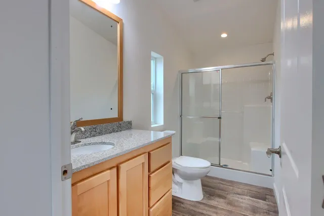 $185,000 | 43555 Highway 41, Unit 54, Oakhurst, CA 93644