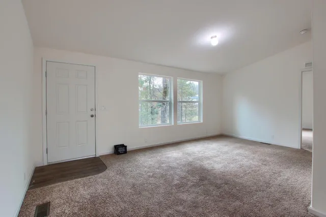 $185,000 | 43555 Highway 41, Unit 54, Oakhurst, CA 93644