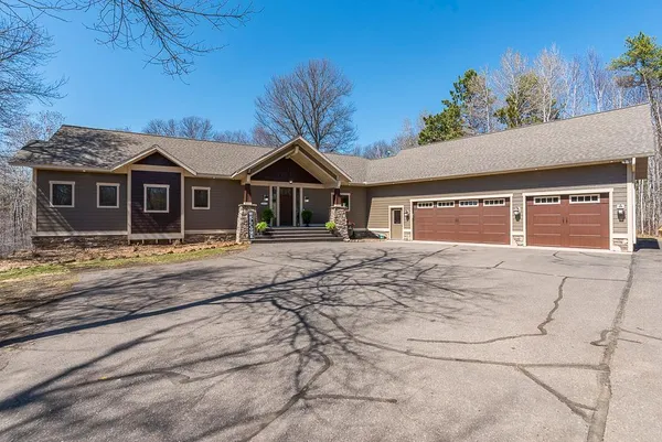 $739,900 | 5044 Mary Allen Lane, Brainerd, MN 56401