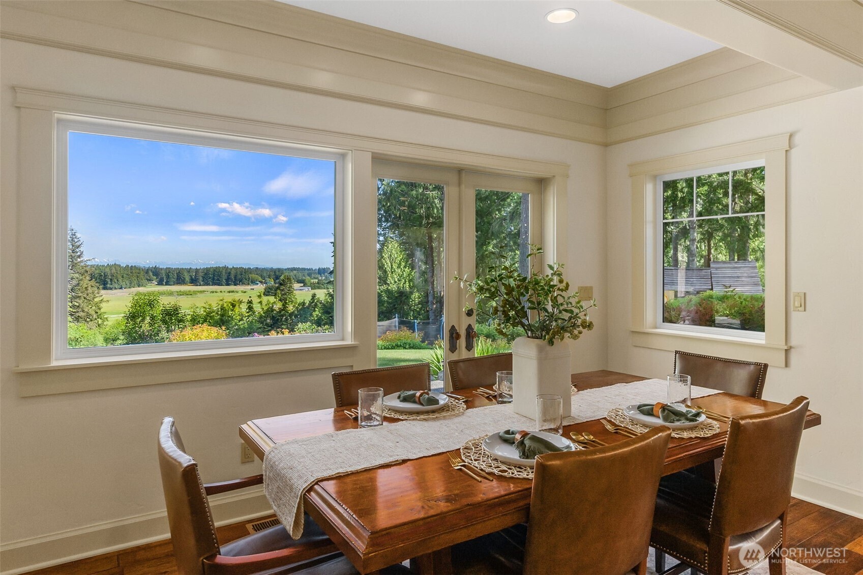 10923 Tilley Road Southwest Olympia, WA 98512 - Photo 12 of 40