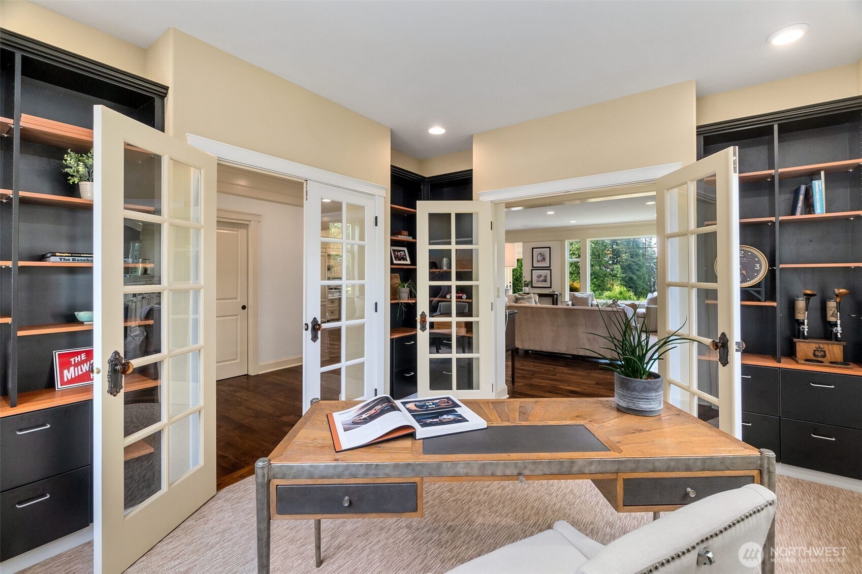 10923 Tilley Road Southwest Olympia, WA 98512 - Photo 5 of 40