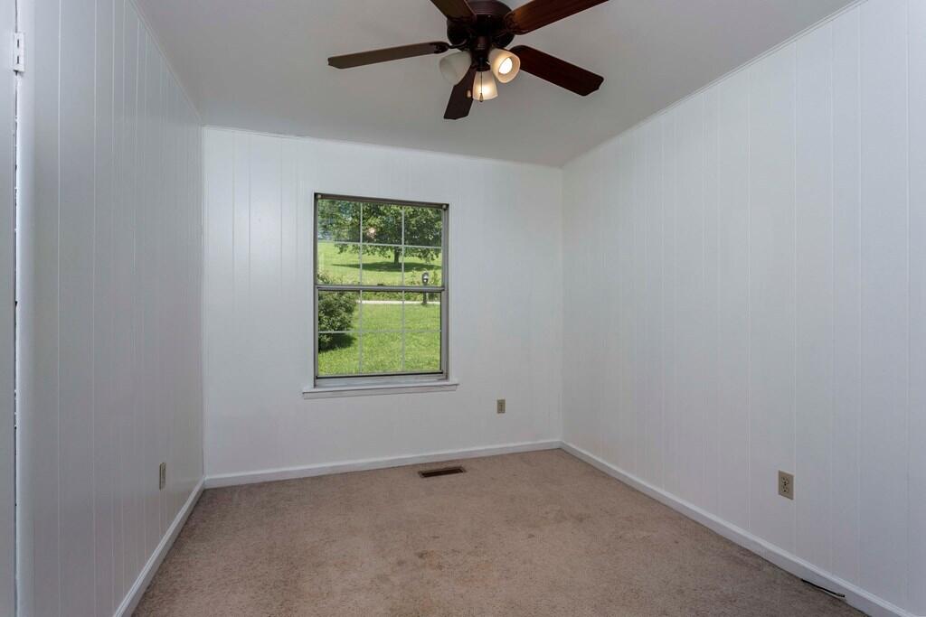 1398 White Oak Road Dayton, TN 37321 - Photo 16 of 32 16
