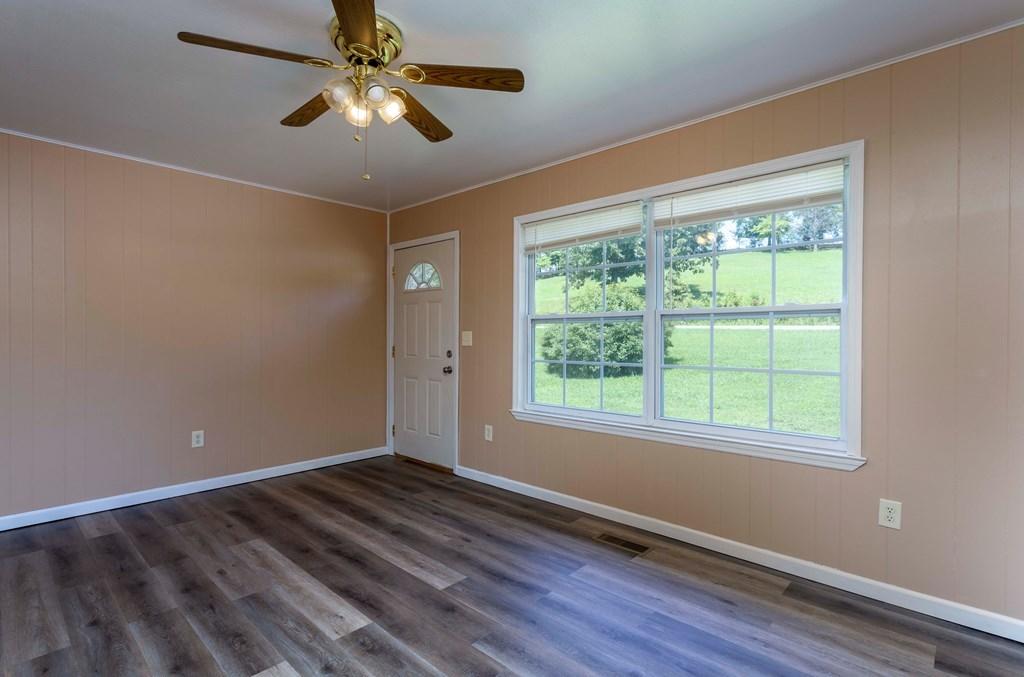 1398 White Oak Road Dayton, TN 37321 - Photo 5 of 32 5