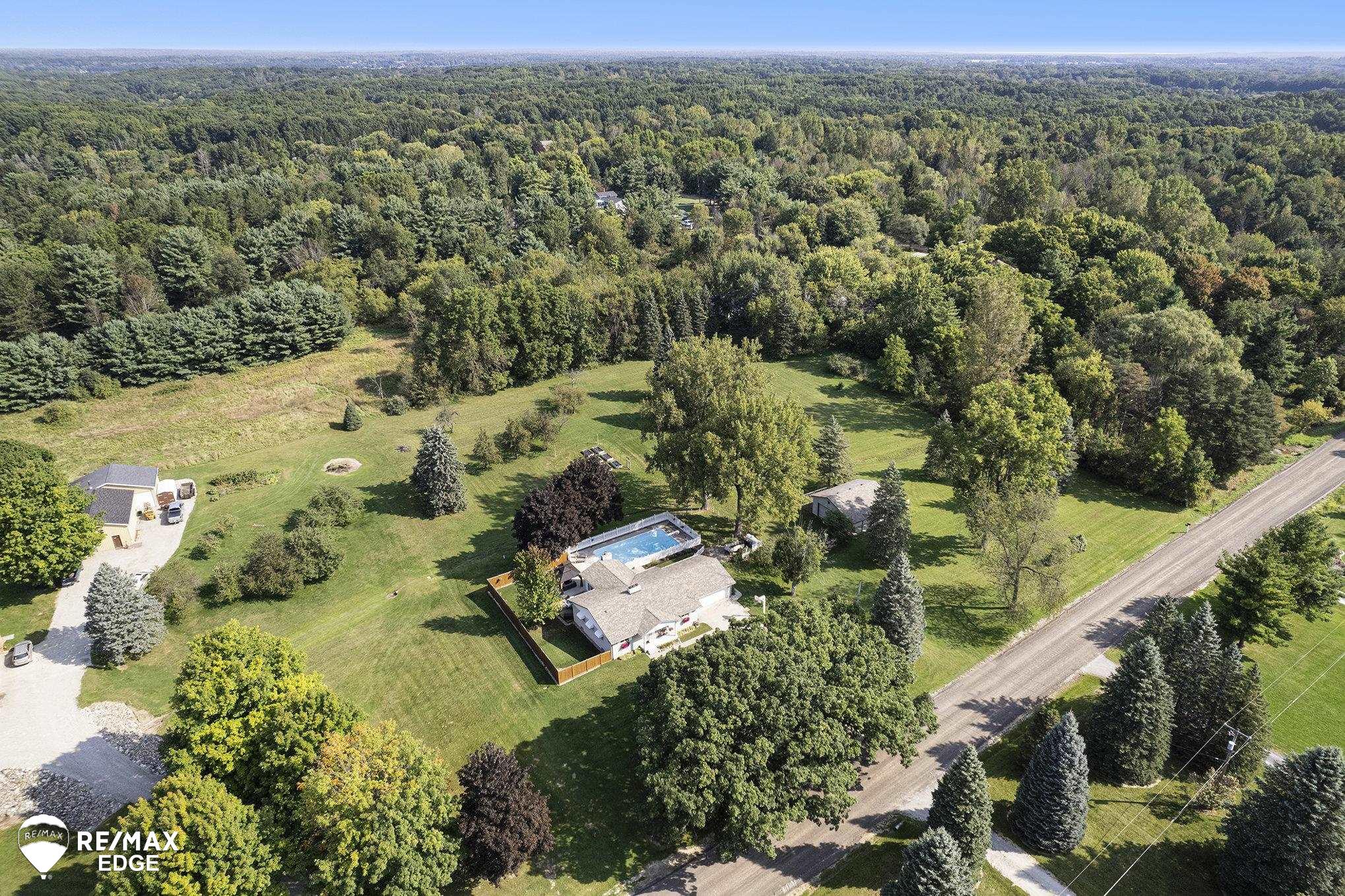 12467 East Carpenter Road Davison, MI 48423 - Photo 15 of 36 50157105-06fa03d4-d3d5-451e-9819-c53e1eea37a9.JPG