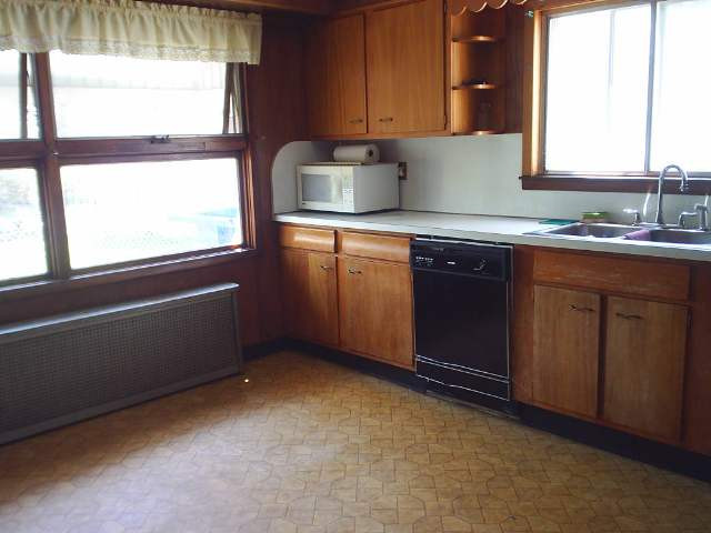 402 Perry Street Schenectady, NY 12306 - Photo 2 of 6 Photo 2