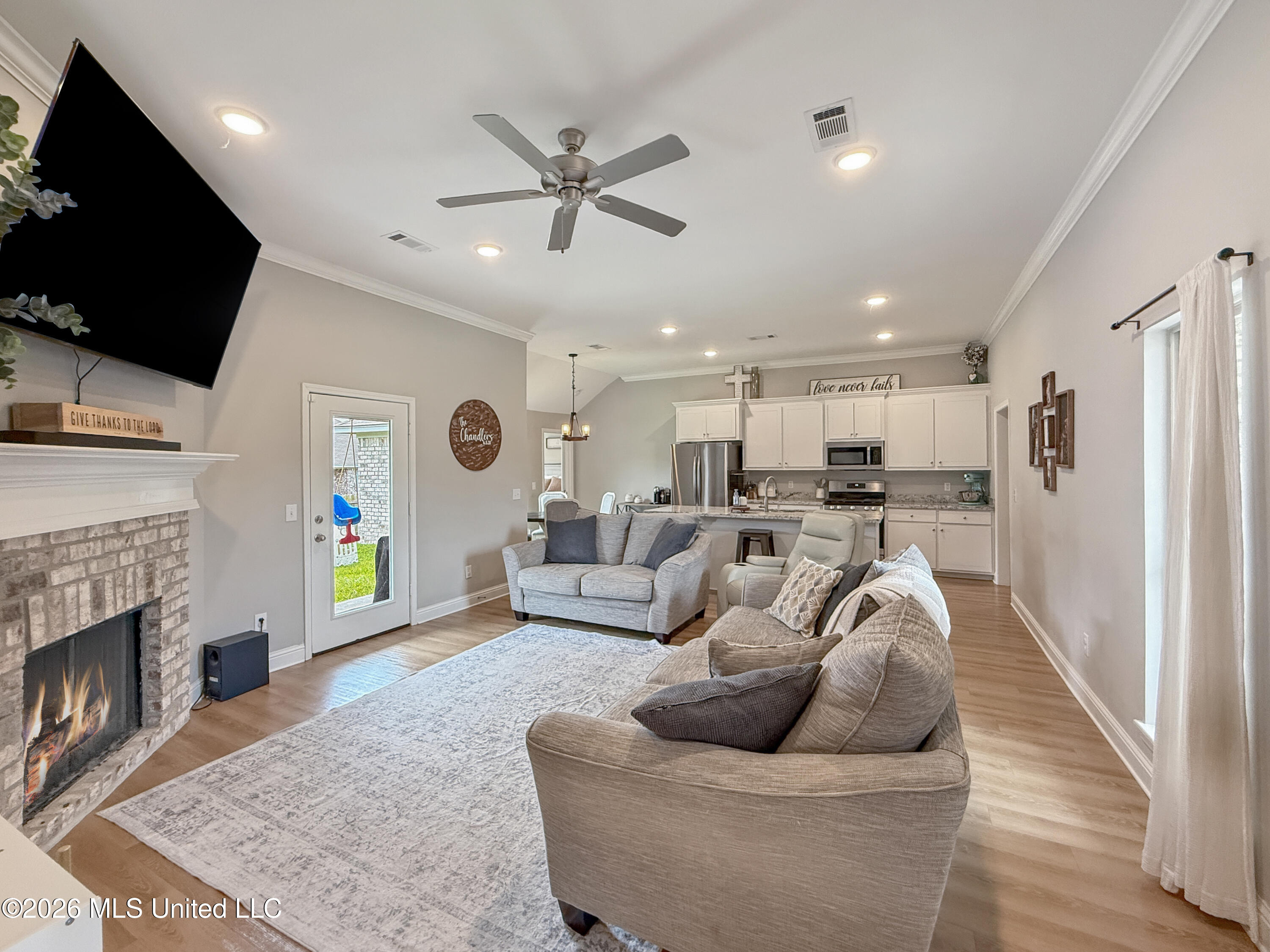 708 Silver Bend Pearl, MS 39208 - Photo 3 of 23 a6c7b85be0ec8acaca4c5d2d03ffe582183b7697