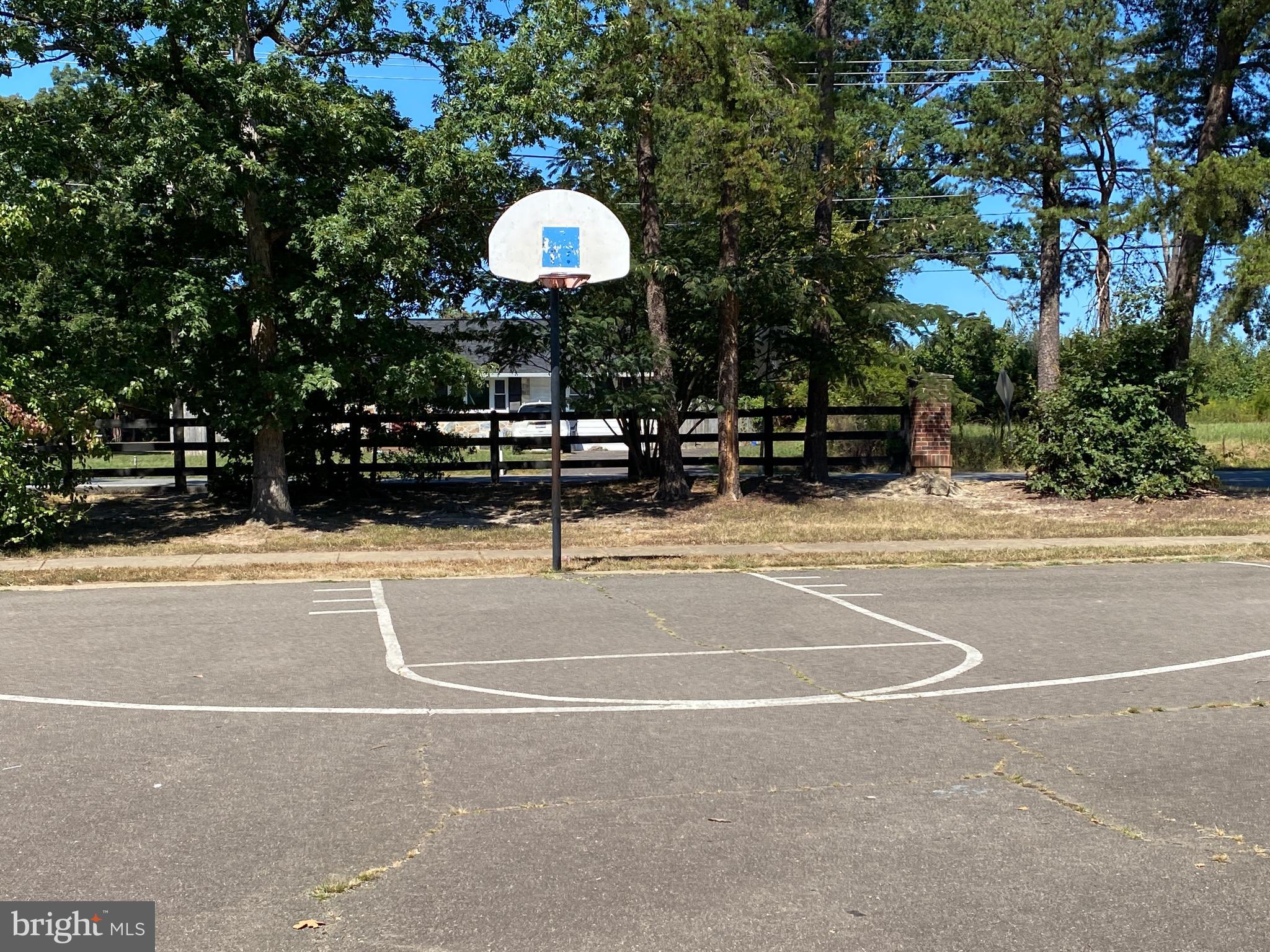 611 Anvil Road Fredericksburg, VA 22405 - Photo 28 of 29 a view of a basketball court
