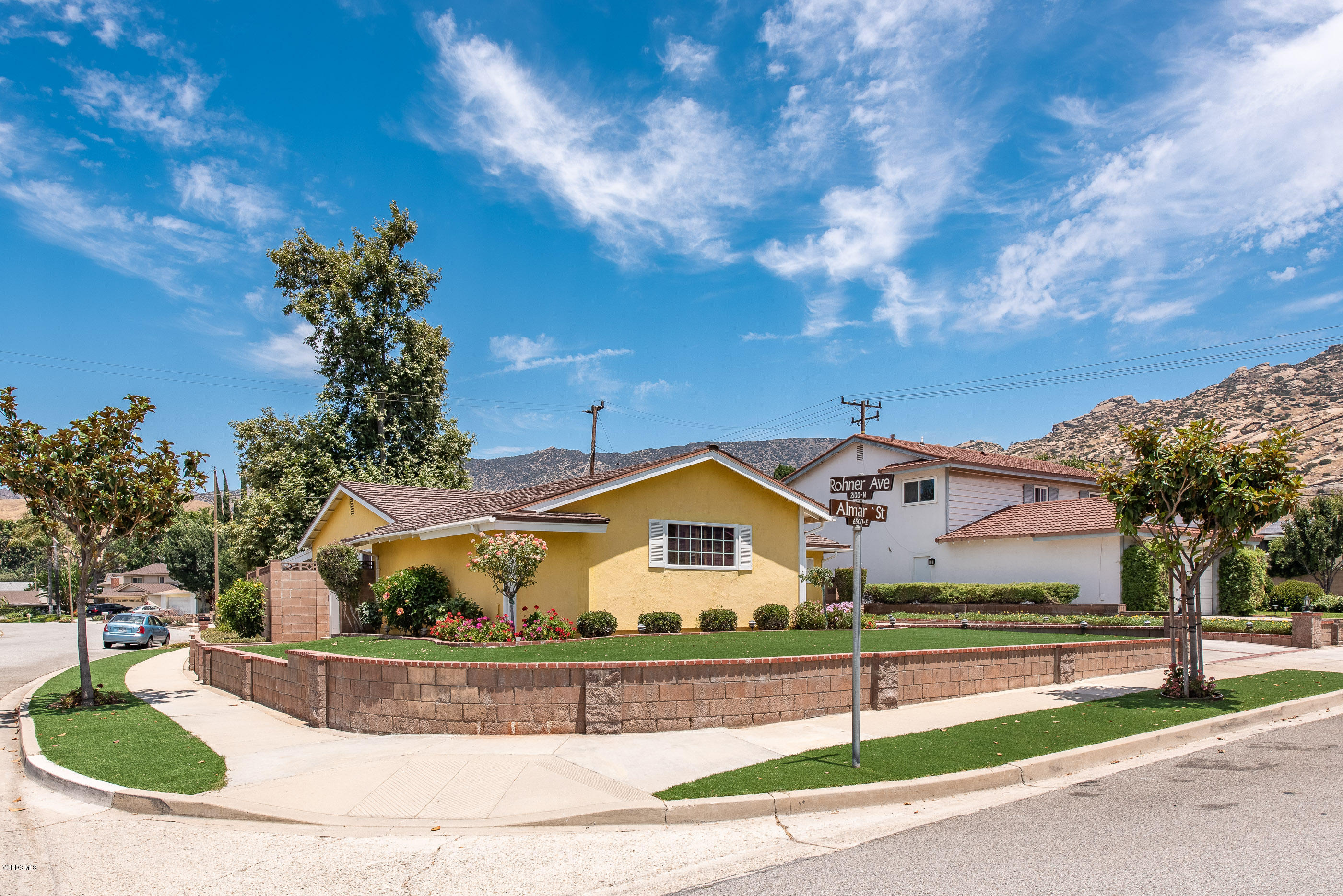 6527 Almar Street Simi Valley, CA 93063 - Photo 3 of 23 6527 Almar St Simi Valley-3