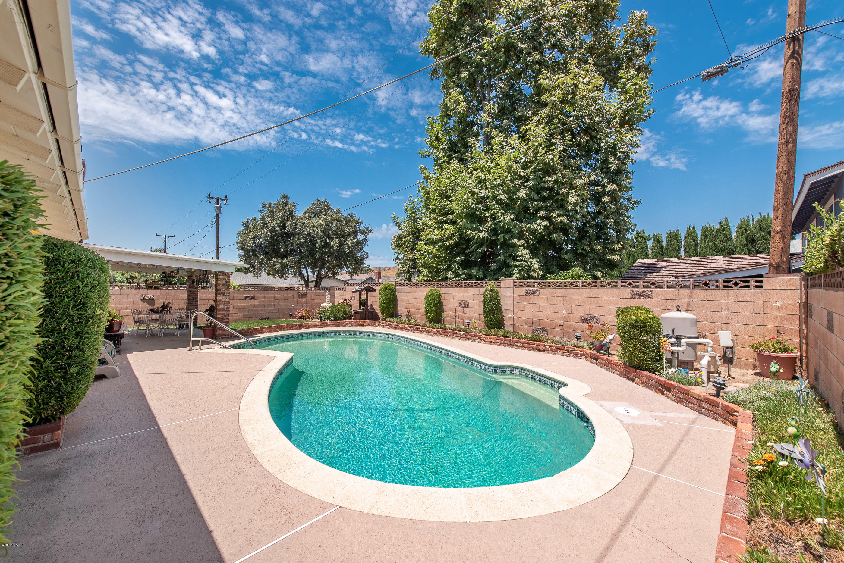 6527 Almar Street Simi Valley, CA 93063 - Photo 21 of 23 6527 Almar St Simi Valley-21