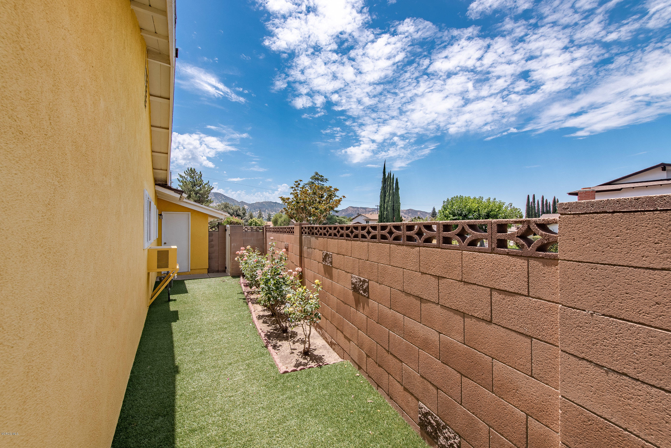 6527 Almar Street Simi Valley, CA 93063 - Photo 23 of 23 6527 Almar St Simi Valley-23