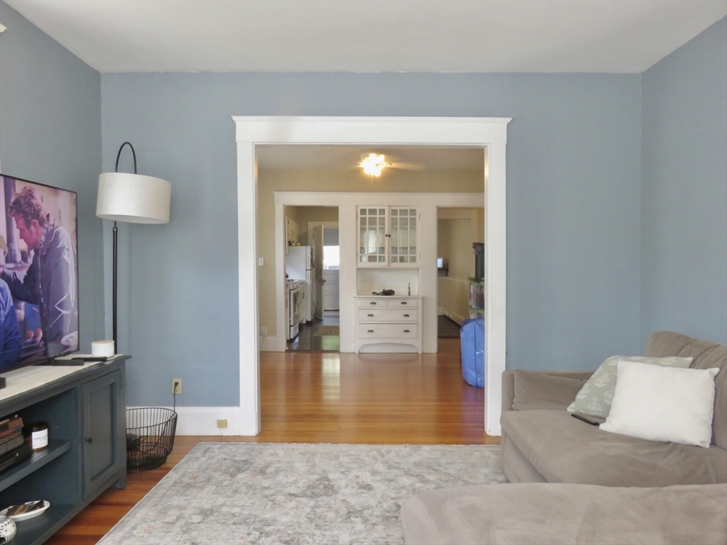 37-39 Parmenter Road, Unit 39 Waltham, MA 02453 - Photo 3 of 27