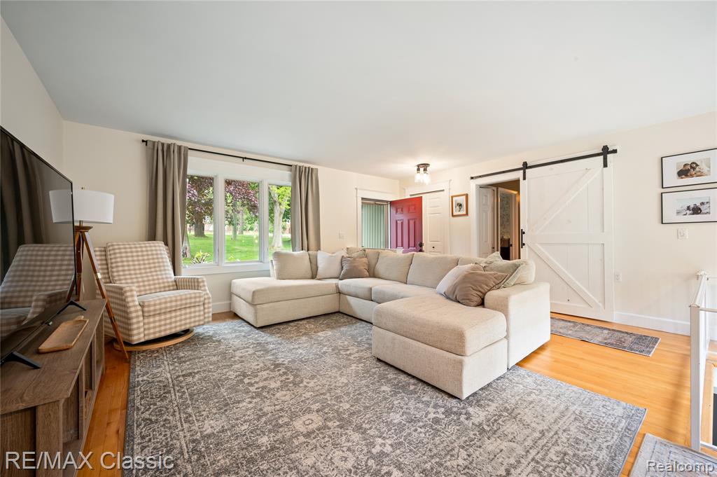 1467 West Avon Road Rochester Hills, MI 48309 - Photo 8 of 51