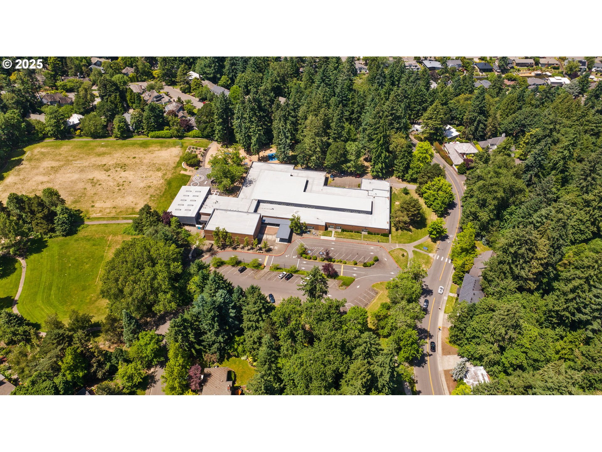 2100 Hillside Drive Lake Oswego, OR 97034 - Photo 37 of 40