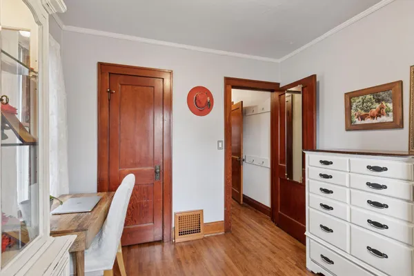 $305,000 | 958 West James Avenue, St. Paul, MN 55102