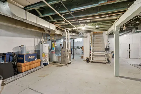 $315,000 | 958 West James Avenue, St. Paul, MN 55102