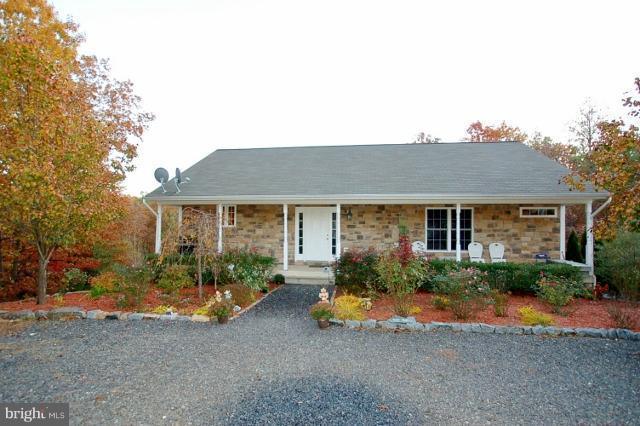 3331 Rappahannock Road Colonial Beach, VA 22443 - Photo 1 of 11 Exterior (Front)