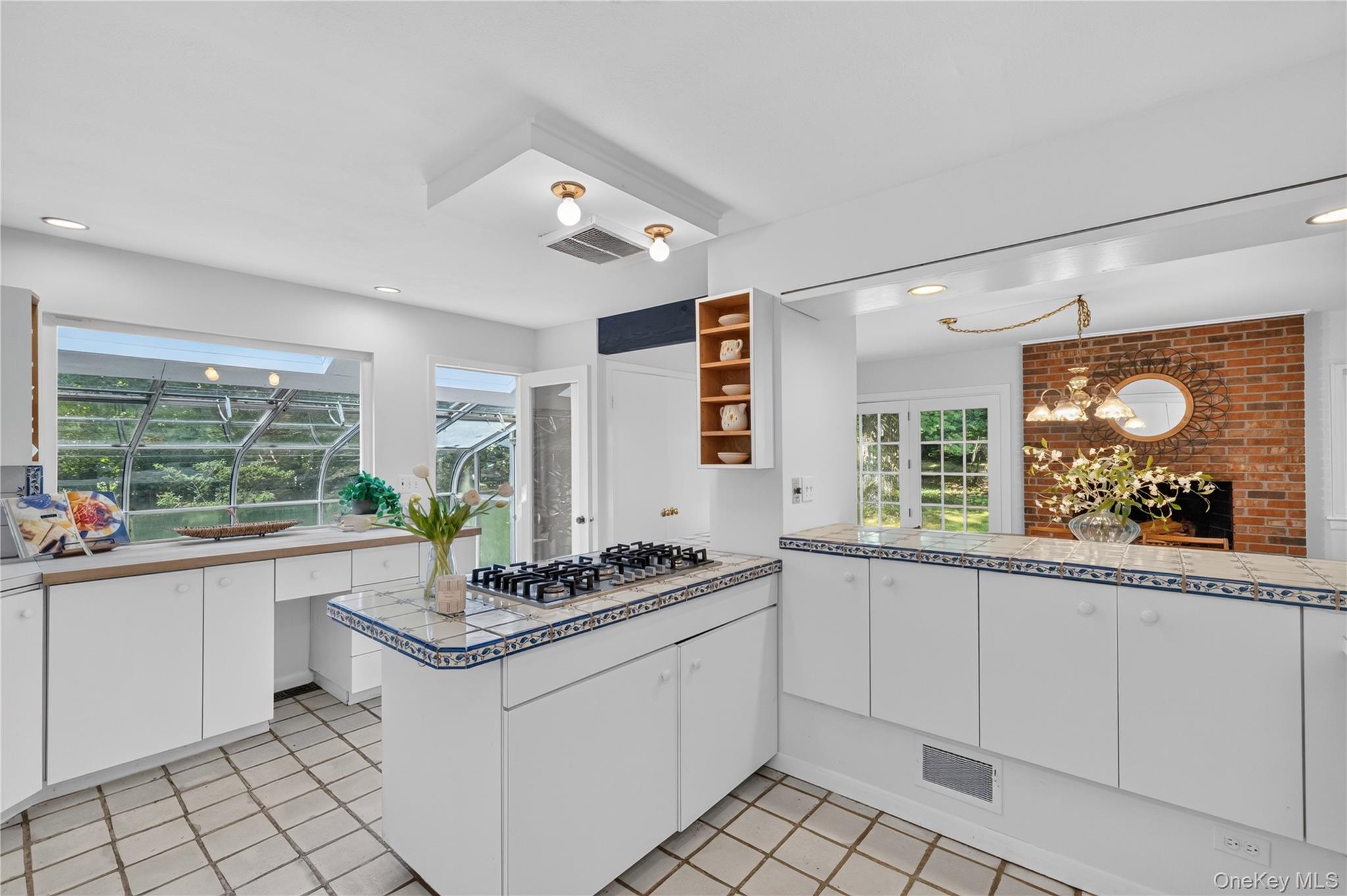 85 Rockland Road Sparkill, NY 10976 - Photo 8 of 42 Kitchen with pass-through to dining room