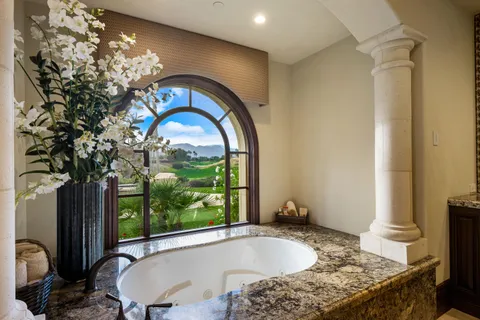 $9,800,000 | 52977 Via Dona, La Quinta, CA 92253