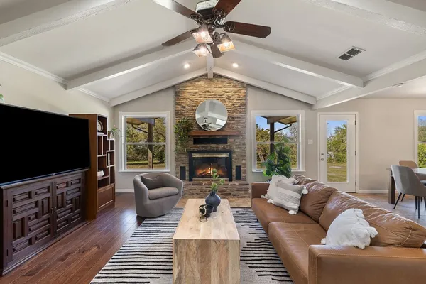 $850,000 | 8910 Sam Carter Drive, Austin, TX 78736