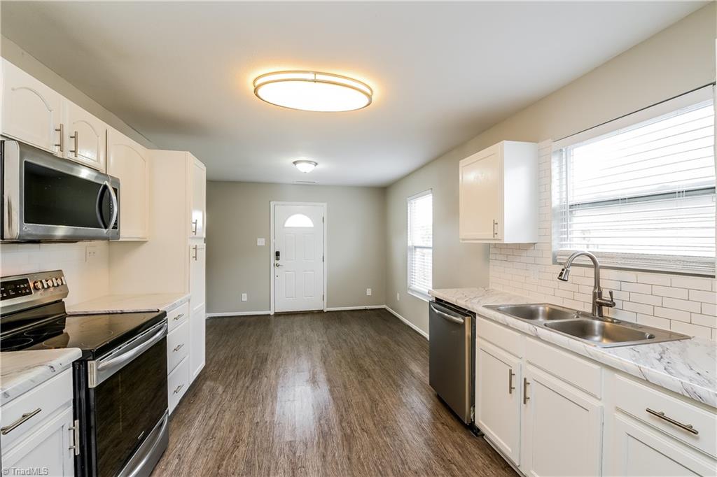 736 Runningbrook Lane Rural Hall, NC 27045 - Photo 6 of 22