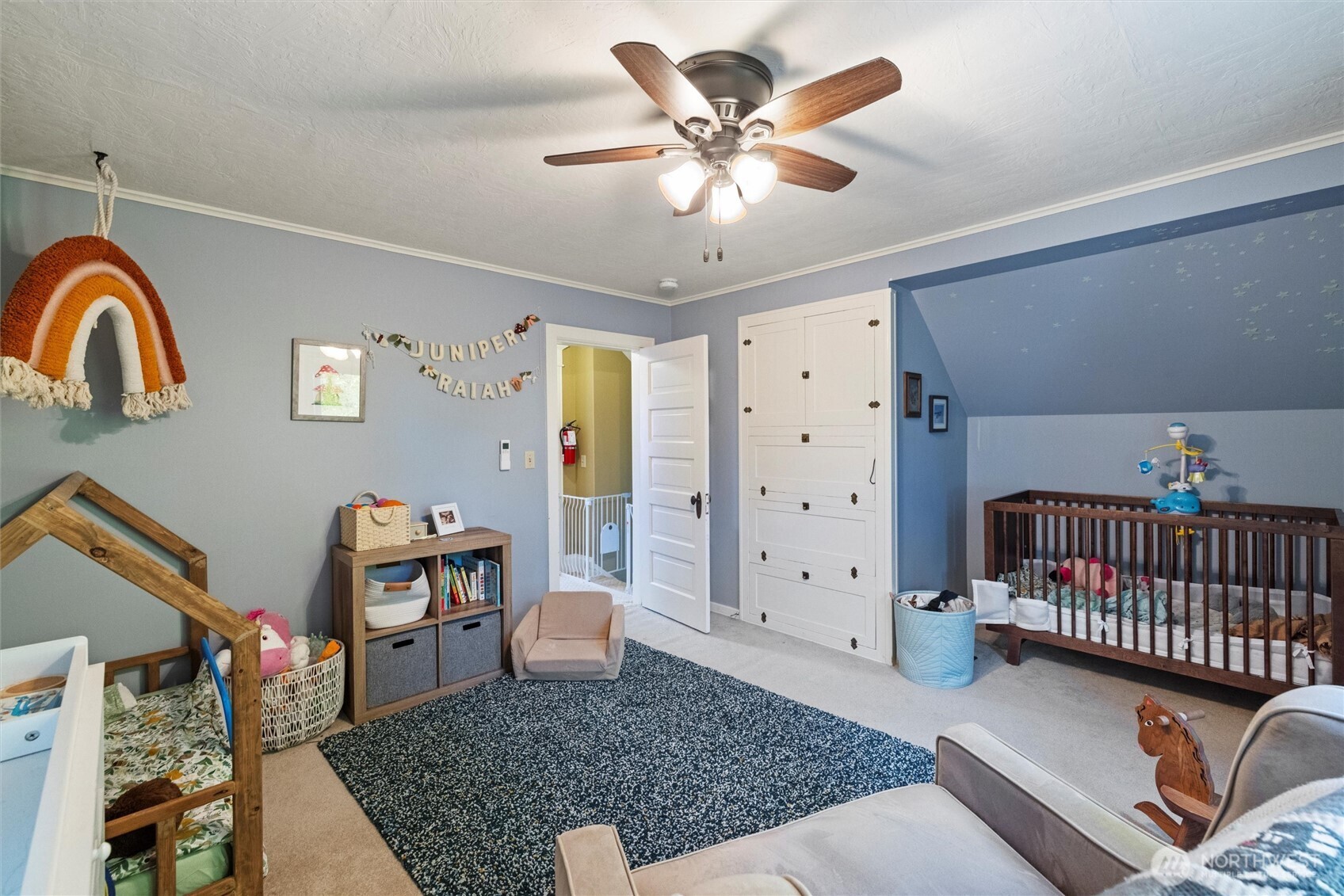705 Pearson Street Walla Walla, WA 99362 - Photo 28 of 39 a bedroom with furniture and a window