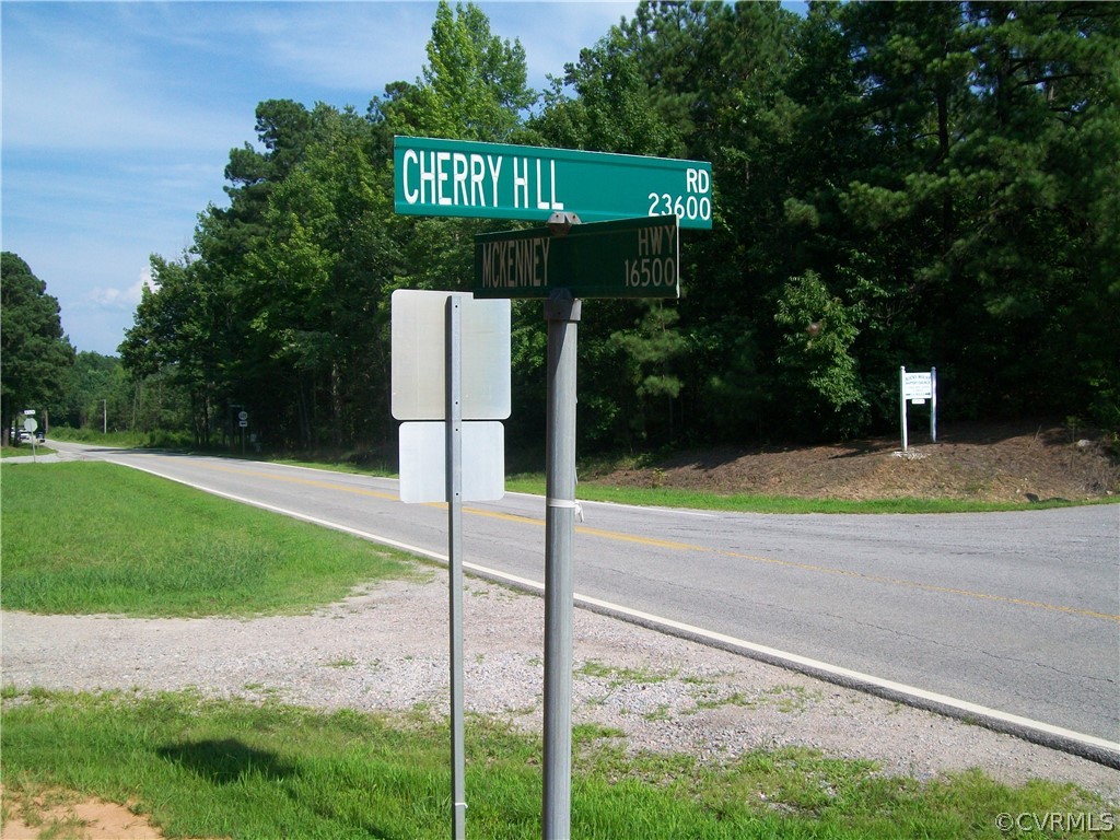23516 Cherry Hill Road McKenney, VA 23872 - Photo 14 of 44