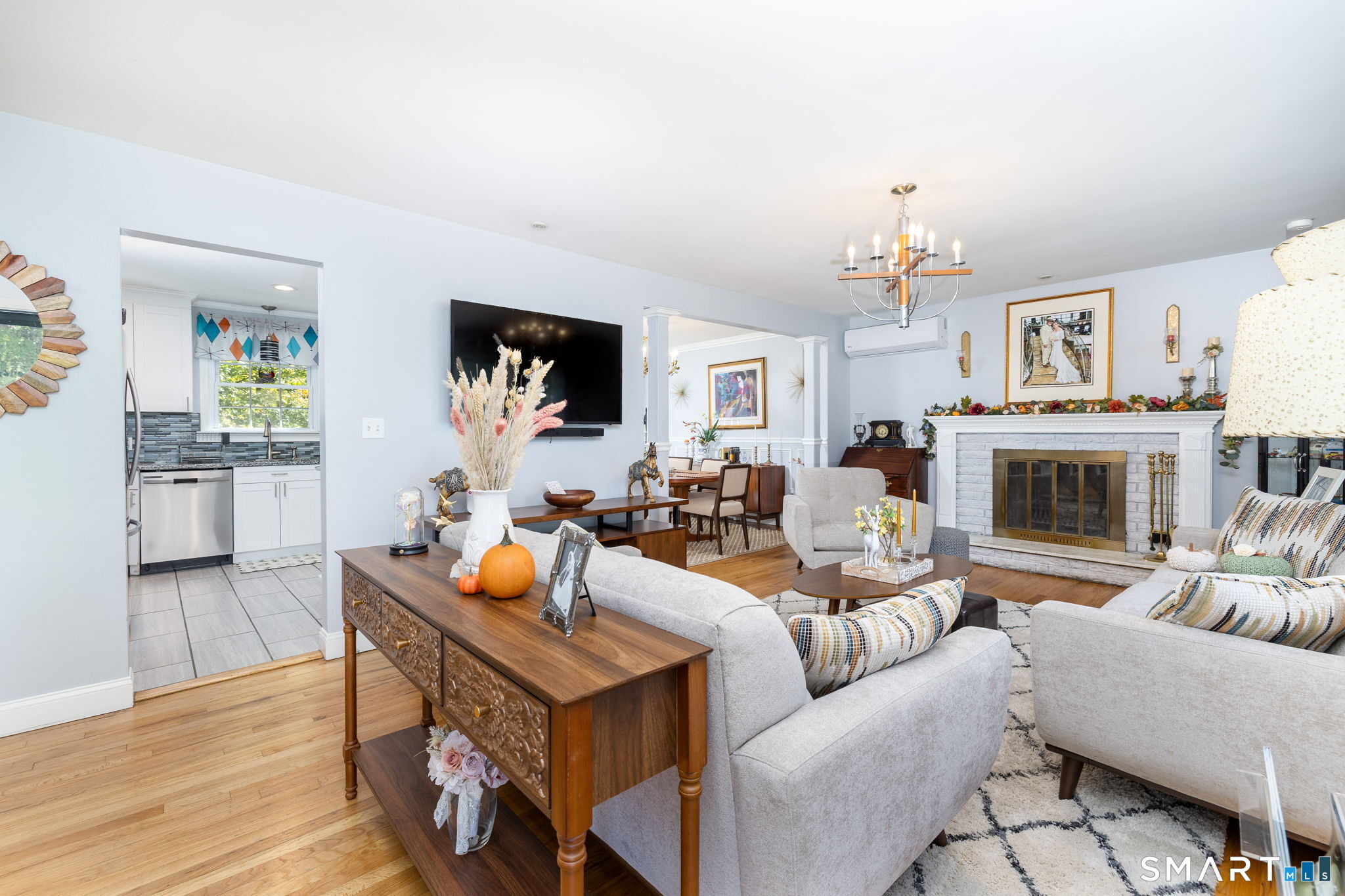 125 Perry Road Hamden, CT 06514 - Photo 9 of 29 Gallery Image 9