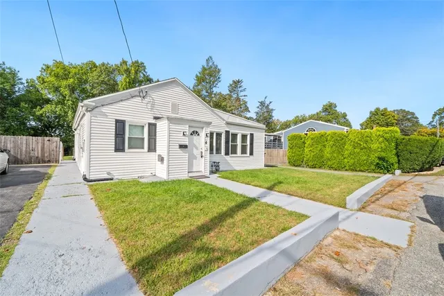 $424,900 | 4 Orford Street, North Providence, RI 02904