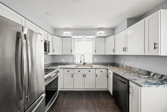 $424,900 | 4 Orford Street, North Providence, RI 02904