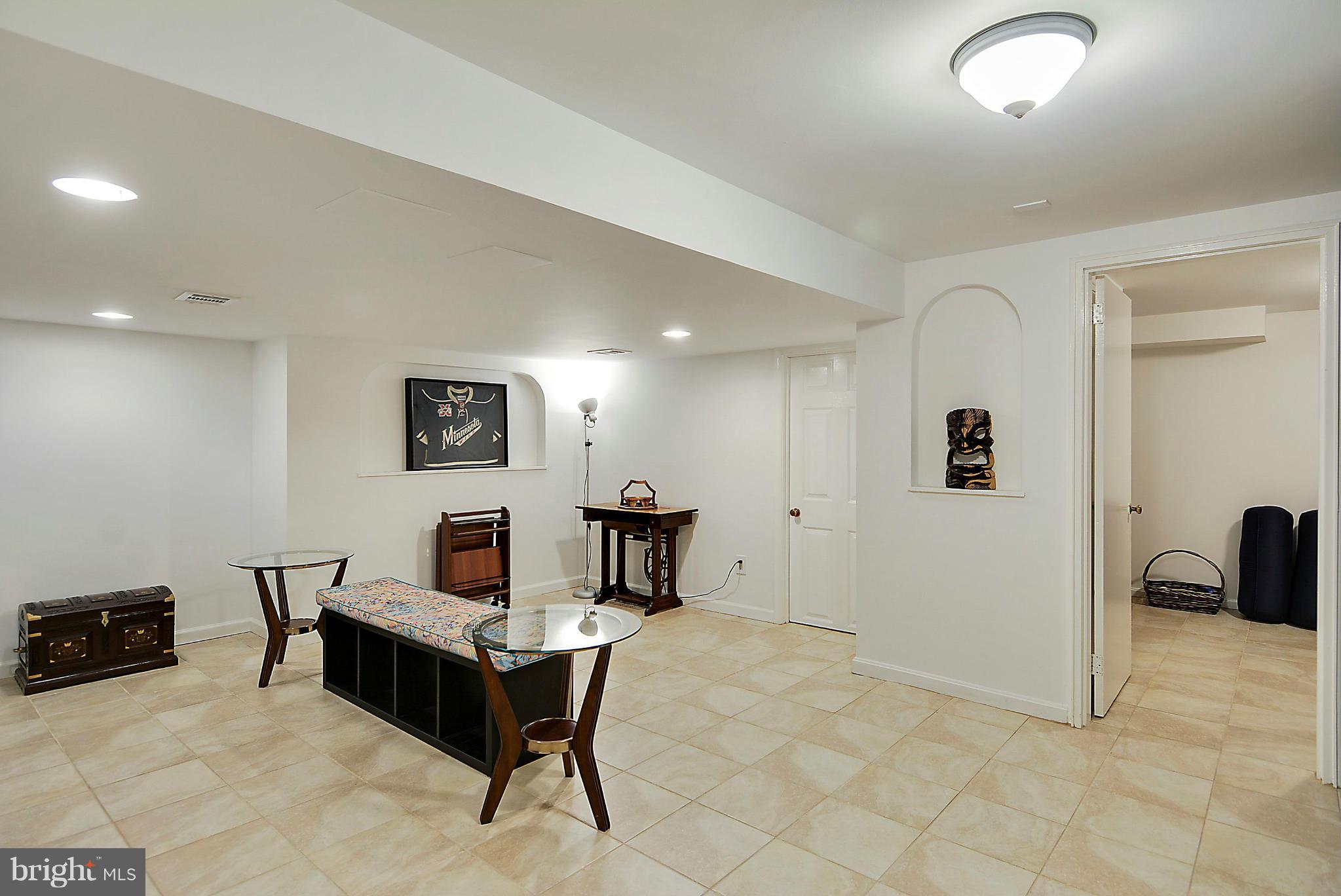 2014 Cascade Road Silver Spring, MD 20902 - Photo 22 of 30 Recreation Room
