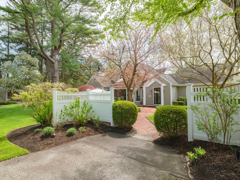 17 Cushing Street Hingham, MA 02043 - Photo 8 of 41 a front view of a house with garden