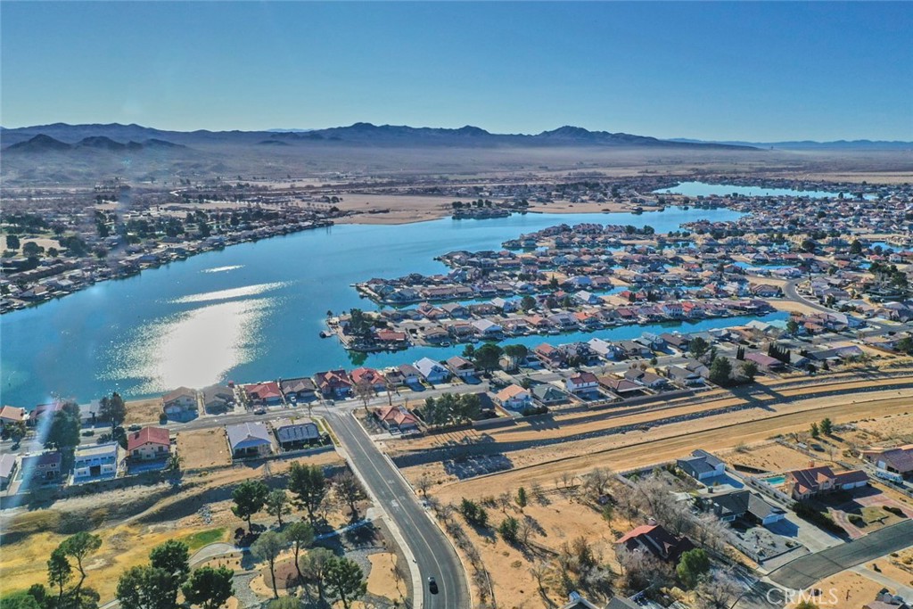 14988 Rivers Edge Road Helendale, CA 92342 - Photo 3 of 39