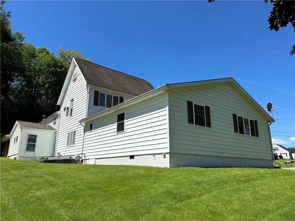 116 Derrick Road Bradford, PA 16701 - Photo 3 of 43