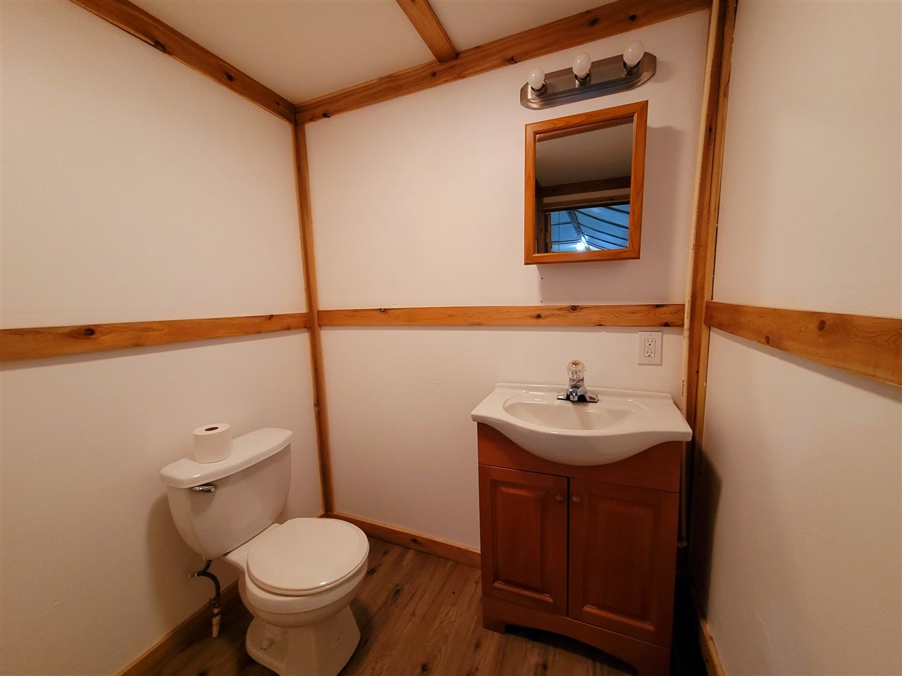 10660 Silsby Road Roscommon, MI 48653 - Photo 19 of 33 1883317-18.JPG