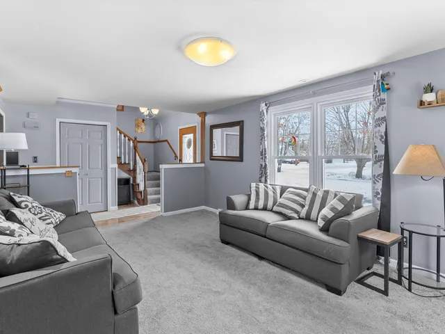 $399,800 | 3817 Seneca Lane, Manitowoc, WI 54220