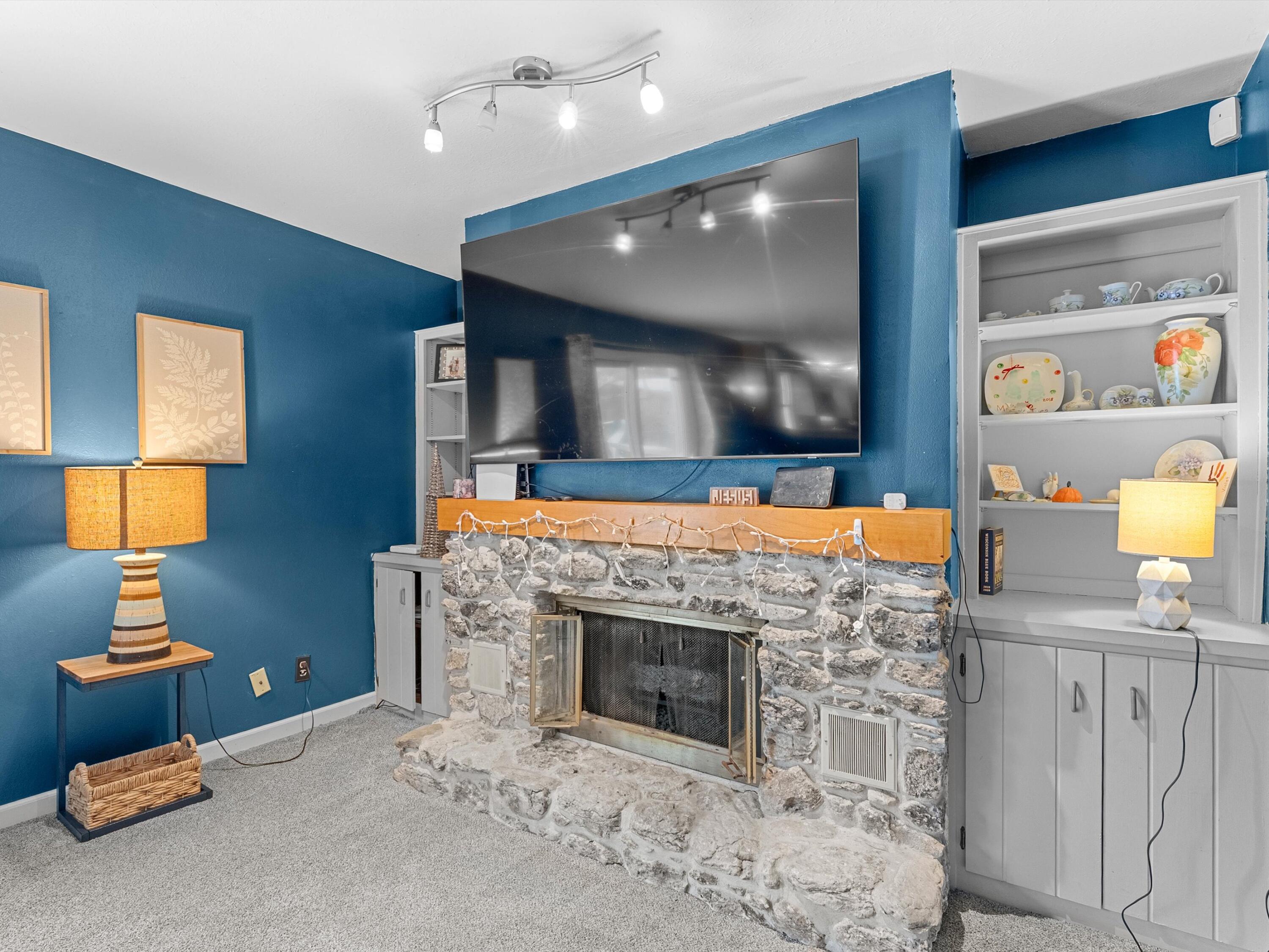 3817 Seneca Lane Manitowoc, WI 54220 - Photo 10 of 31 13-019_2729669_09246