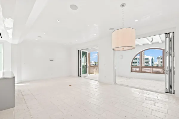 $4,951,431 | 30 Mark Twain Lane, Unit 303, Inlet Beach, FL 32461