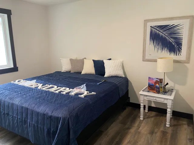 $1,725,000 | 1084 West Lake Drive, Detroit Lakes, MN 56501