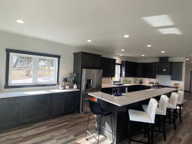 $1,725,000 | 1084 West Lake Drive, Detroit Lakes, MN 56501