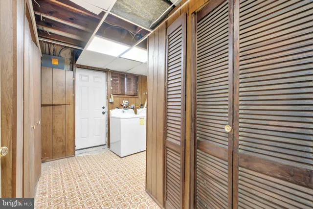 $619,000 | 5607 Iona Way, Alexandria, VA 22312