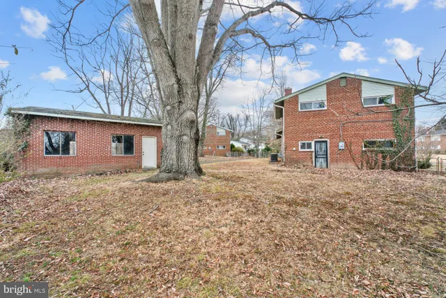 $619,000 | 5607 Iona Way, Alexandria, VA 22312