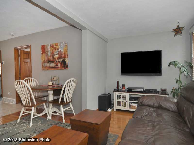 114 Lonsdale Farm Road Cumberland, RI 02864 - Photo 3 of 22 Living Room.