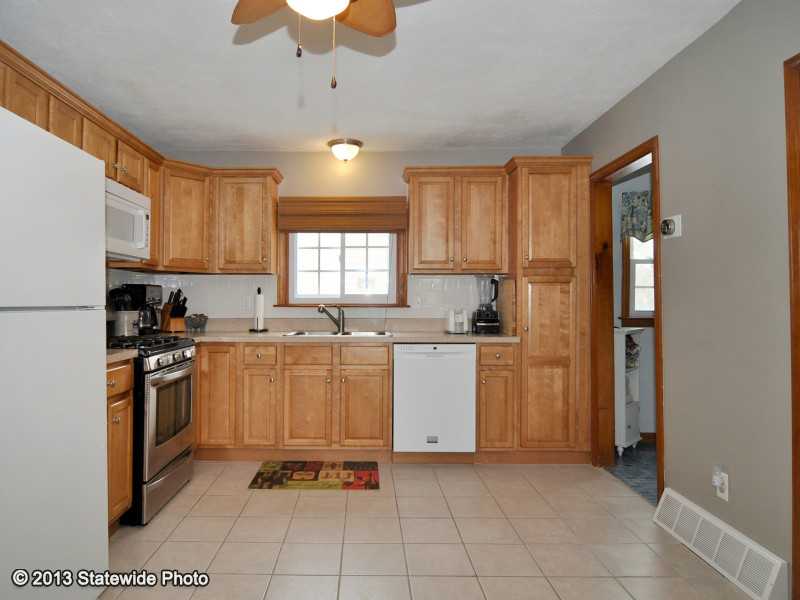 114 Lonsdale Farm Road Cumberland, RI 02864 - Photo 6 of 22 Kitchen.