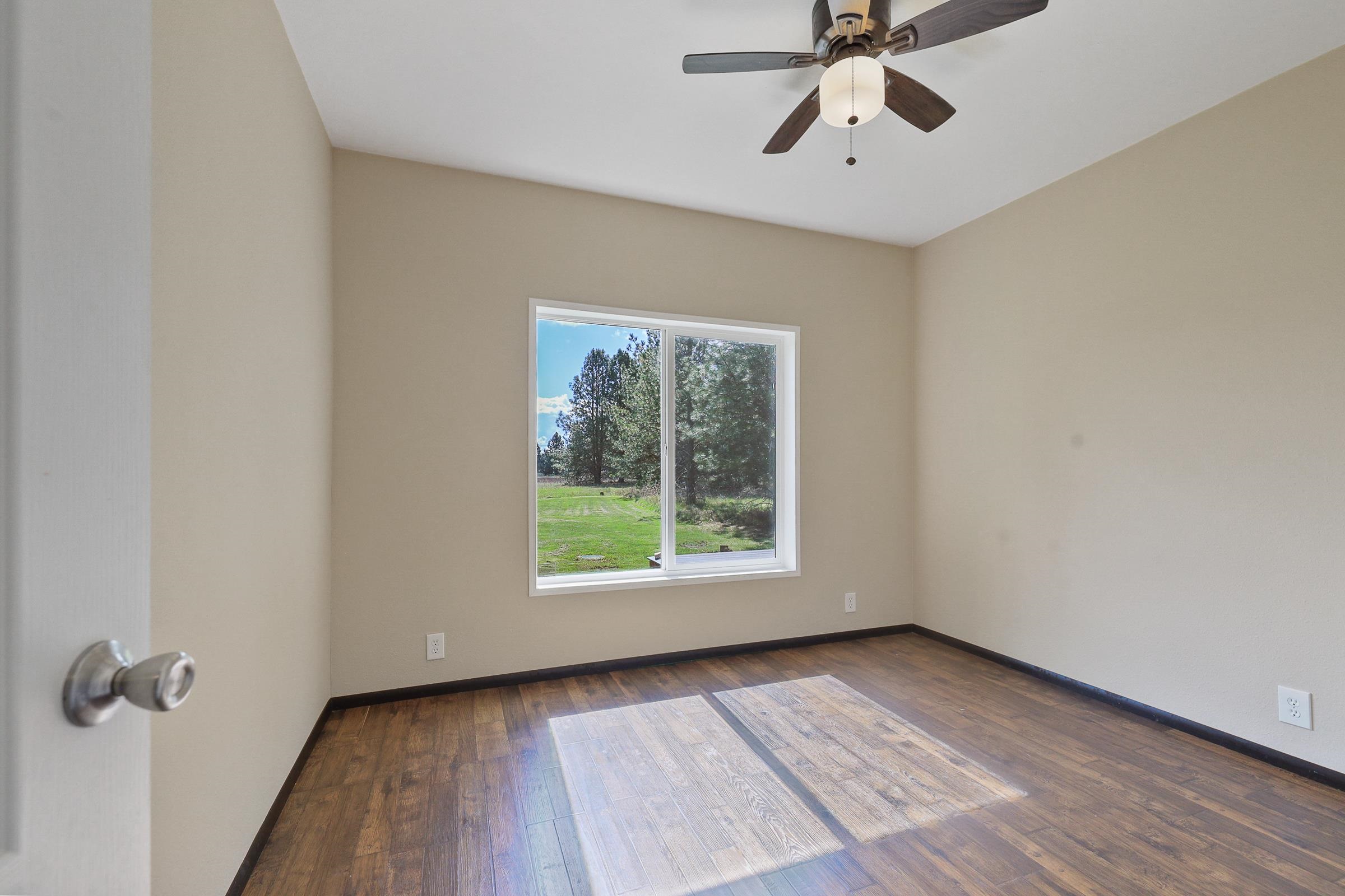 7305 West Herman Road Deer Park, WA 99006 - Photo 17 of 32