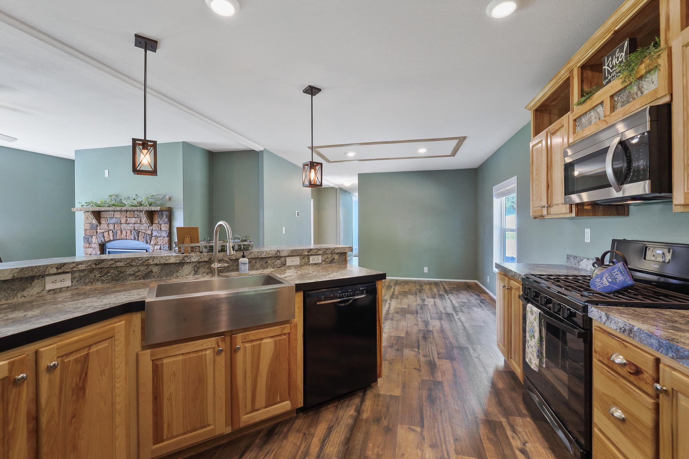 7305 West Herman Road Deer Park, WA 99006 - Photo 8 of 32