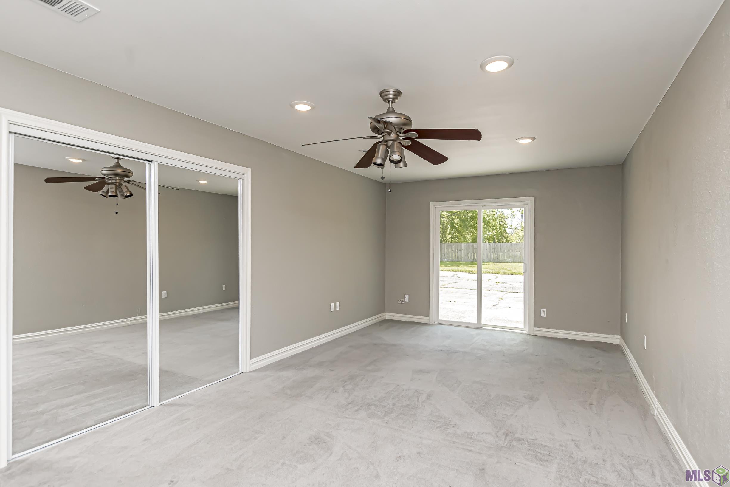 9130 Staring Court Baton Rouge, LA 70810 - Photo 4 of 10 Gallery Image 4