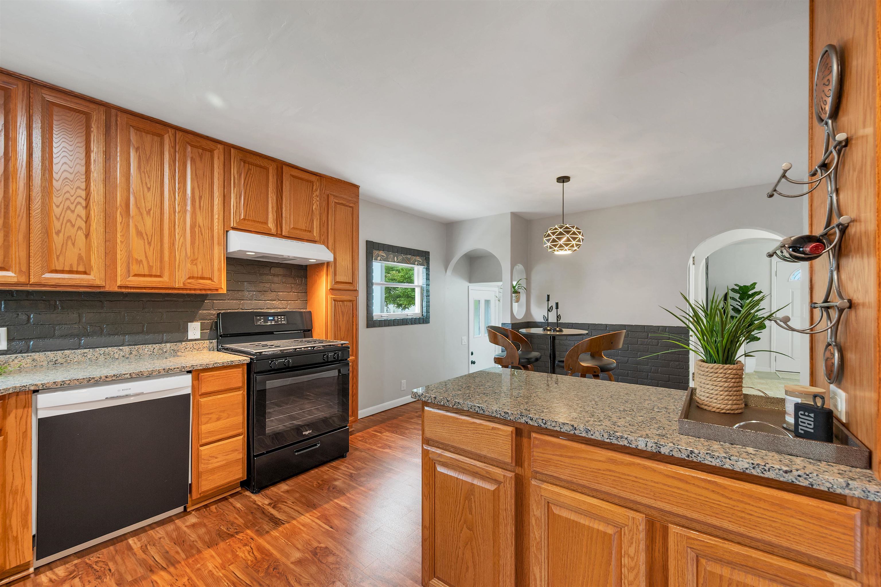 1119 Wisconsin Avenue Manitowoc, WI 54220 - Photo 19 of 75