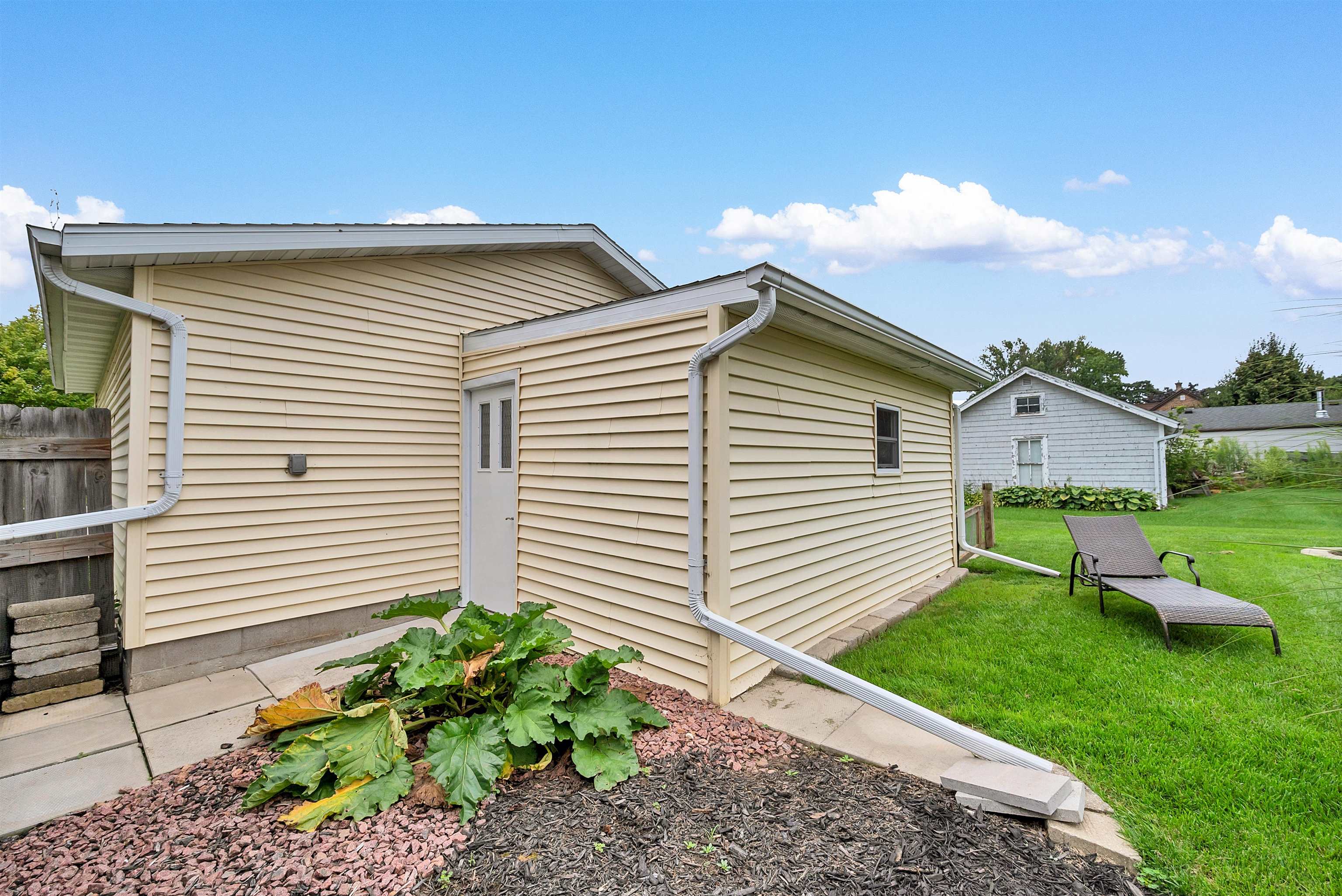 1119 Wisconsin Avenue Manitowoc, WI 54220 - Photo 60 of 75