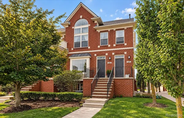 $2,299 | 3094 Camden Drive, Troy, MI 48084